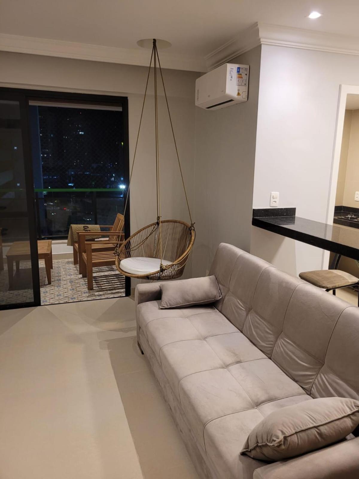 Flat Com Piscina, Academia E Vista O Mar Vitória