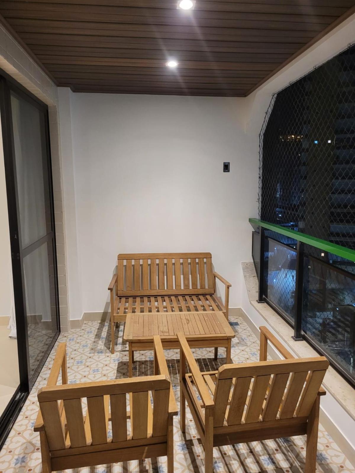 Apartment Flat Com Piscina, Academia E Vista O Mar Vitoria