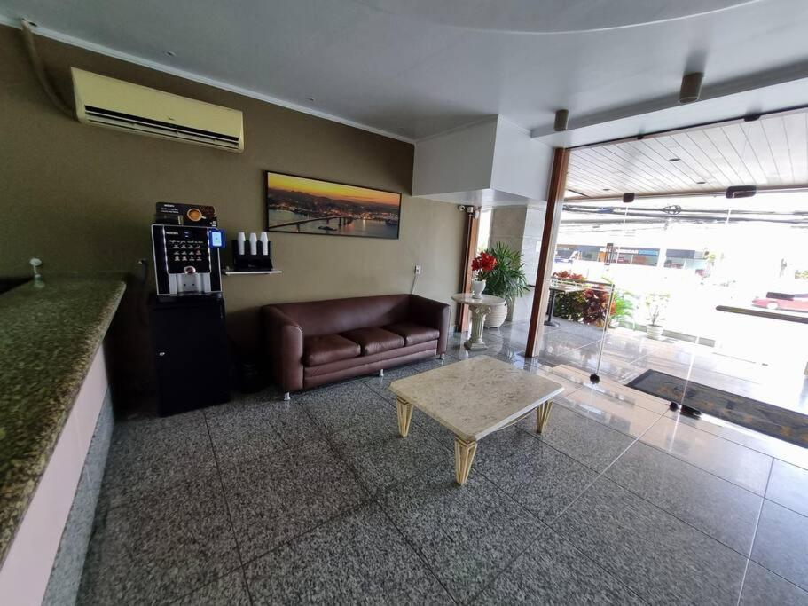 Flat Com Piscina, Academia E Vista O Mar Vitoria