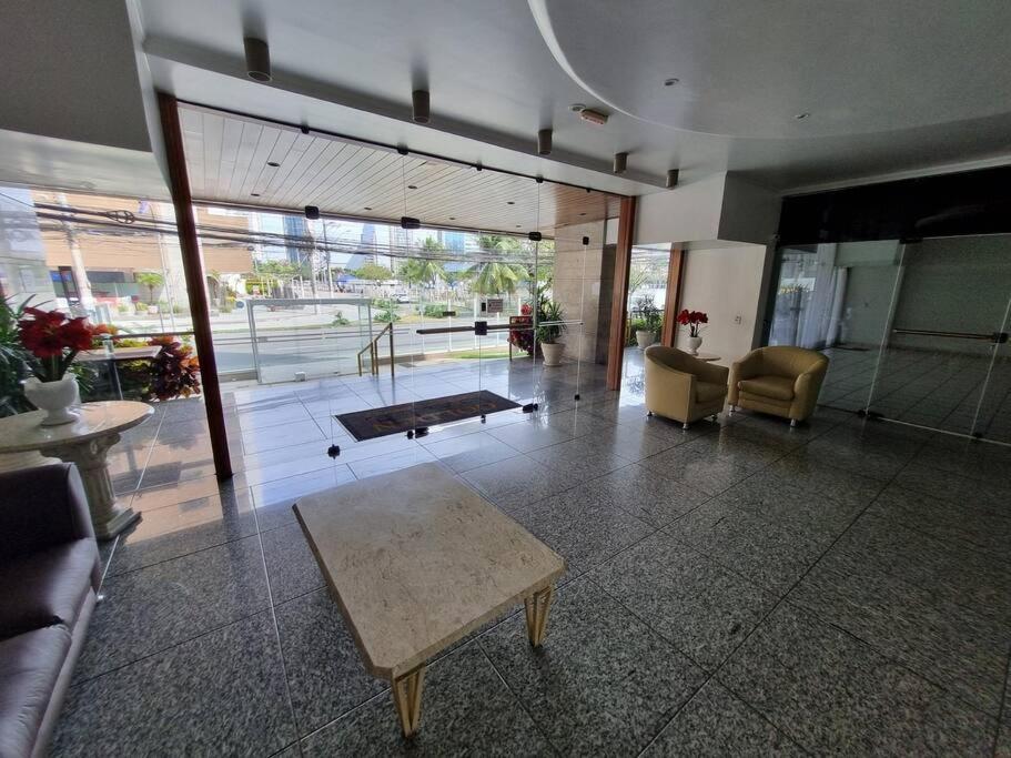 Flat Com Piscina, Academia E Vista O Mar * Vitoria